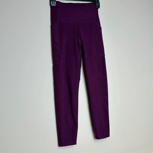 Girlfriend Collective Compressive Pocket Leggings in Plum Size XS - Picture 3 of 7